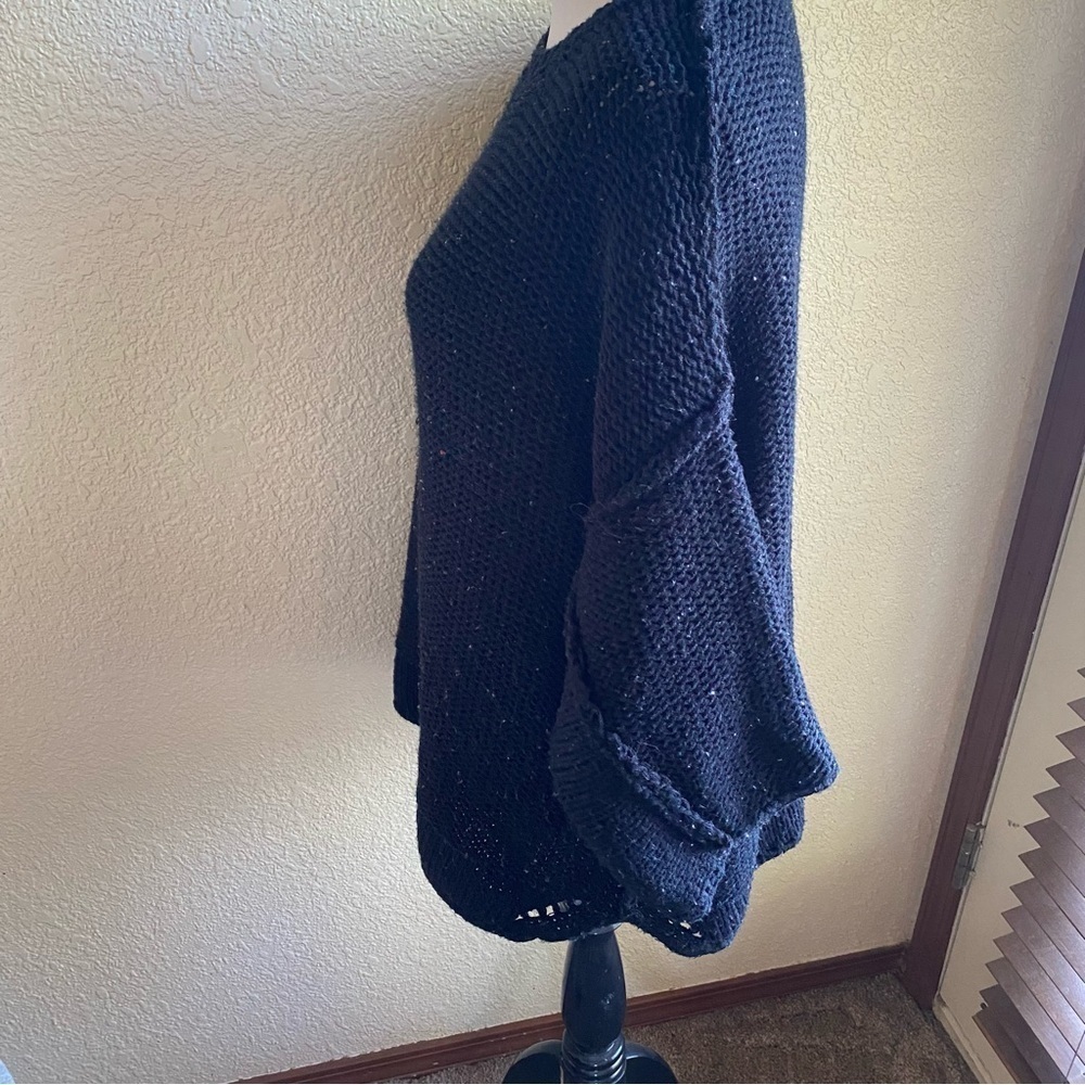 Easel Chunky Knit 3/4 Sleeve Long Line Sweater Black: M/L - Picture 6 of 10